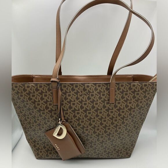 DKNY Logo Bryan Park East West Handbag/Shoulderbag Brown/Tan Color - Picture 1 of 13